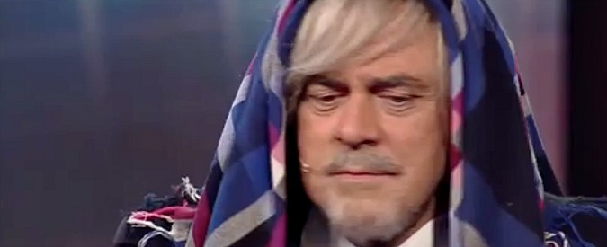 Copertina di Crozza-Er Viperetta: “Problemi giudiziari? Mi dichiaro innocente, mi dichiaro marito e moglie”