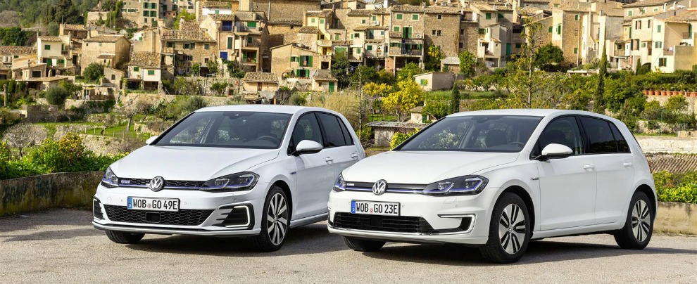 Copertina di Volkswagen Golf, il green è servito. In rampa di lancio elettrica e ibrida plug-in – FOTO