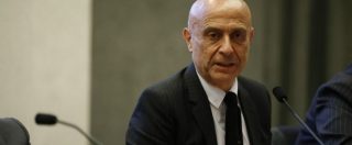 Copertina di Migranti, il ministro Orlando replica a Minniti: “Non credo sia in questione la tenuta democratica del Paese”