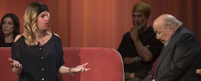 Copertina di Gessica Notaro, la ragazza sfregiata con l’acido dall’ex va in tv: “Dopo denuncia non fu arrestato”. Orlando la convoca