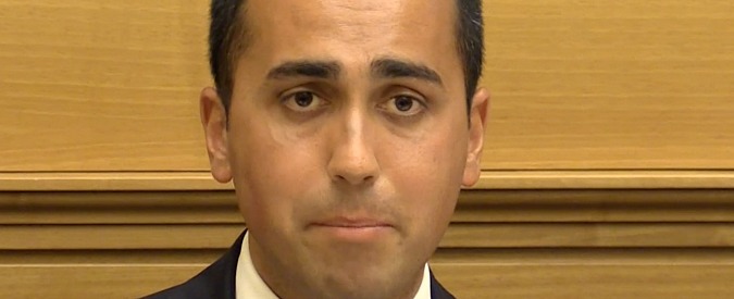 Copertina di Legge elettorale, Di Maio: “Proposta Pd? Loro cambiano idea ogni mese. E’ ferma per loro problemi interni”