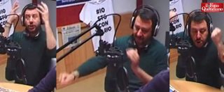 Copertina di Salvini, show contro proprietaria dimora per migranti. E fa il gesto dell’ombrello: “Mi fumano i coglioni”