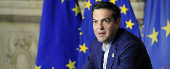 Grecia, casa espropriata a chi non paga il mutuo: e l’Eurogruppo presta un altro miliardo di euro