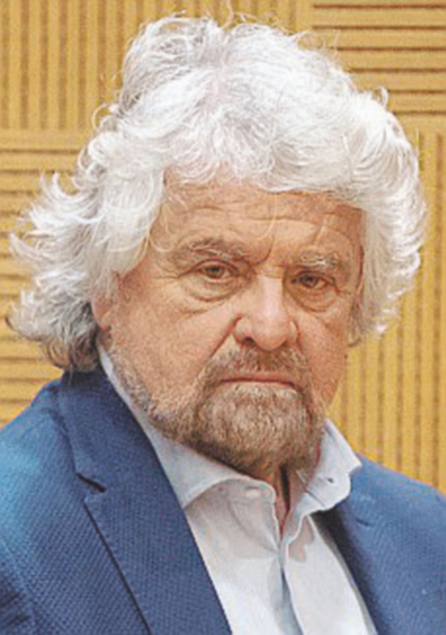 Copertina di Grillo: “Estendiamo il diritto di voto anche ai 16enni”