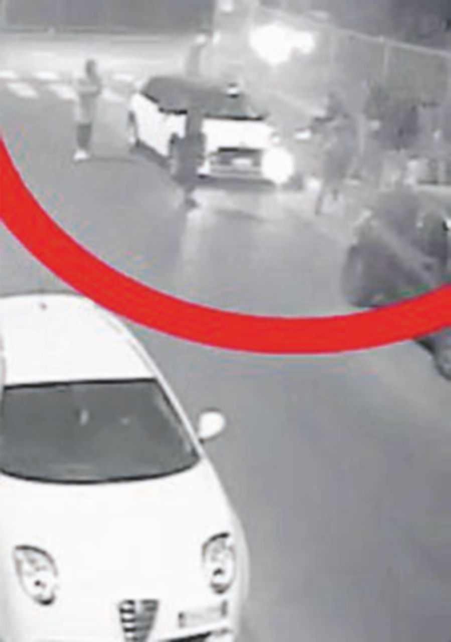 Due gay riempiti di botte: 7 arrestati tra i 15 e i 19 anni