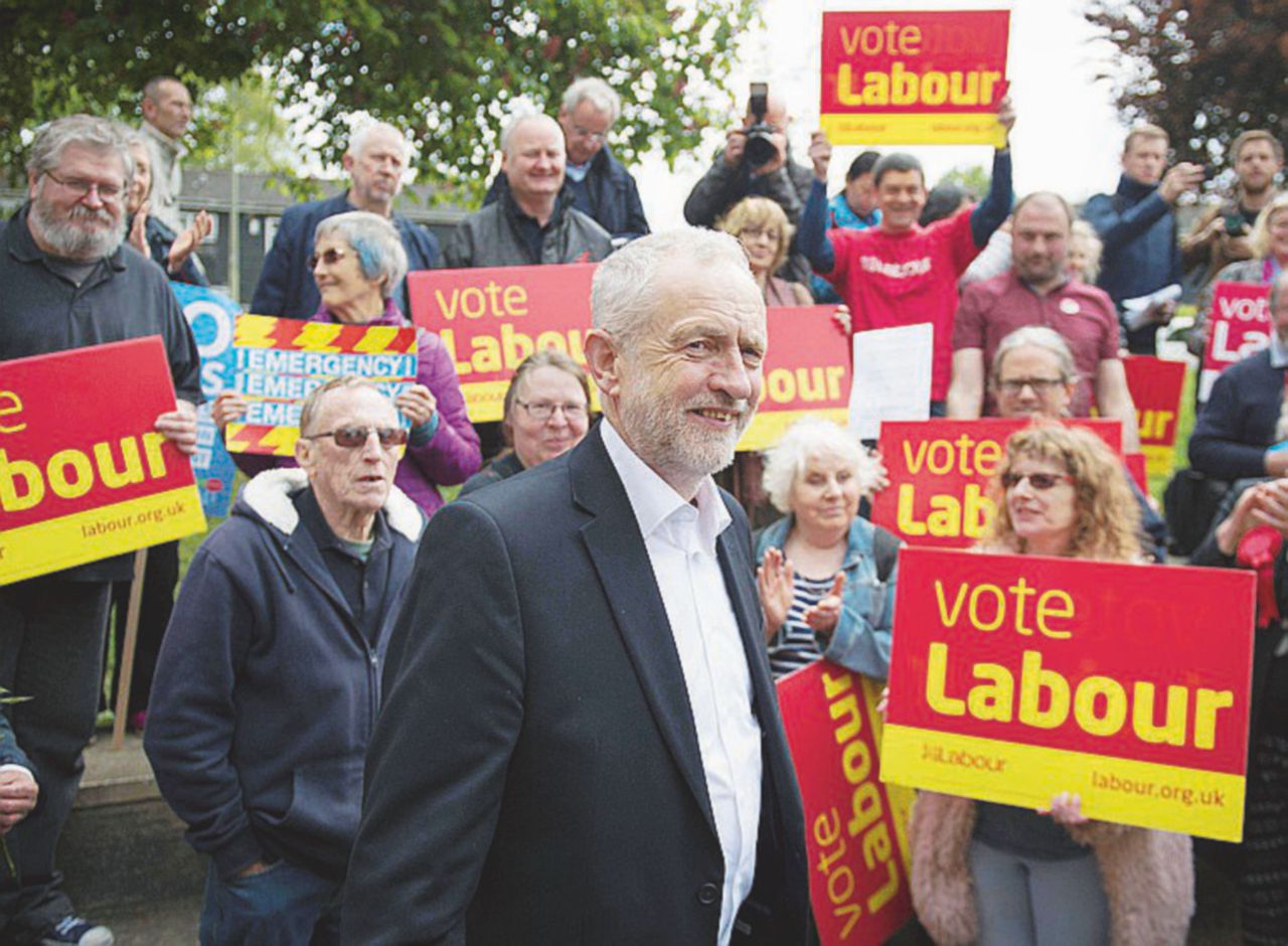 Corbyn si affida al socialismo per non sparire