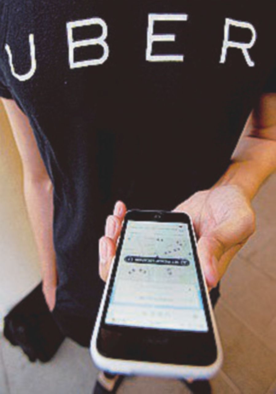 Duro colpo della Corte Ue a Uber: deve avere le licenze come i taxi