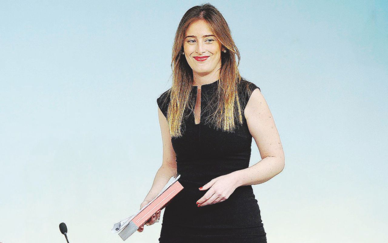 Copertina di Il gelo tra Boschi e Unicredit dopo il rifiuto di salvare Etruria