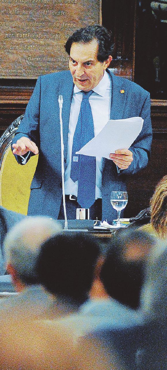 Rosario Crocetta Sicilia, indagato anche Crocetta. E la sottosegretaria si dimette