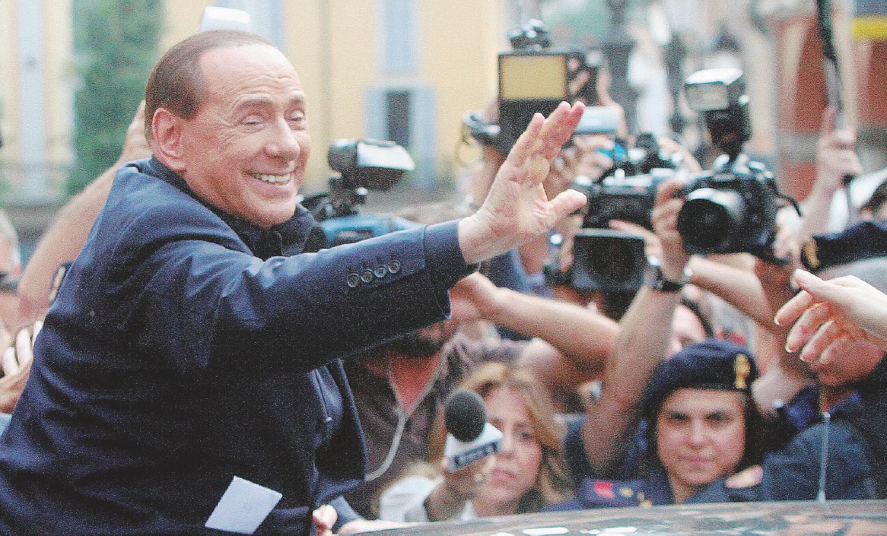 Da “delinquente naturale” ad alleato abituale del Pd: ricordate chi è Berlusconi?