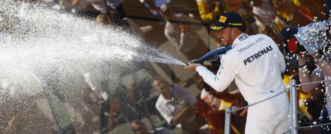 Formula 1, Gp Spagna: Hamilton vince davanti a Vettel e Ricciardo. Raikkonen out