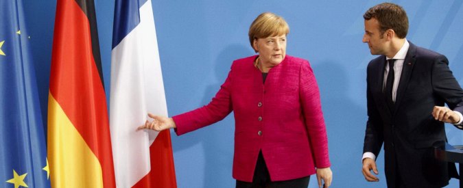Macron-Merkel, c’è il nuovo asse franco-tedesco: “Possibile cambiare i trattati Ue”