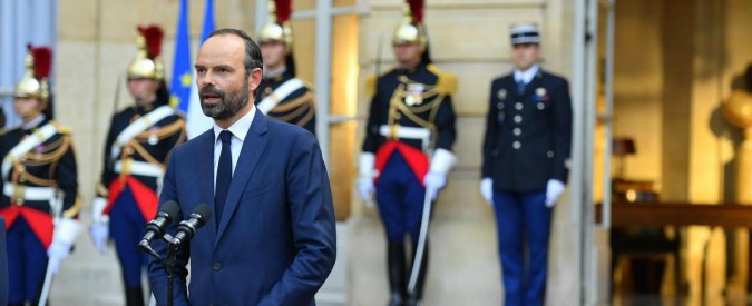 Copertina di Francia, i ministri del governo Philippe: metà sono donne. Dalla Goulard alla Difesa al sindaco di Lione agli Interni