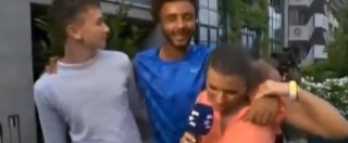 Copertina di Molesta la giornalista in diretta tv. Tennista espulso dal Roland Garros