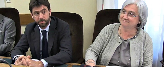 Copertina di Bindi scherza con Agnelli: “Complimenti per la Coppa Italia, ma sul Campionato devo rispettare il pluralismo delle tifoserie”