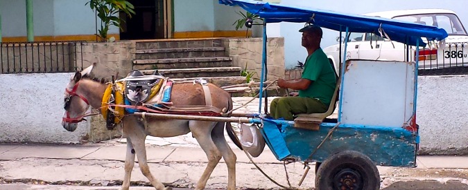 Copertina di Cuba, l’economia tenta di riconvertirsi. Ma ancora a bordo dei calesse