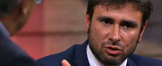 Copertina di Legge elettorale, Di Battista (M5s): “Guerini mi ha detto che vogliono elezioni anticipate, come noi”