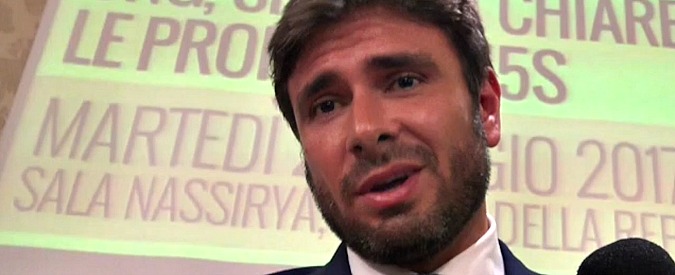 Copertina di Migranti e Ong, Di Battista (M5s): “La nostra non è campagna elettorale. Calo donazioni? Non siamo responsabili”