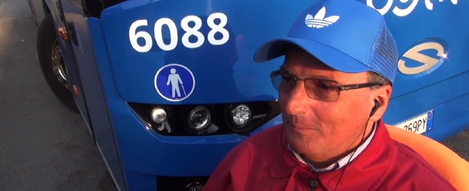 Copertina di Disabili, la pedana per le carrozzine è una chimera. E il viaggio sui bus regionali diventa un’odissea