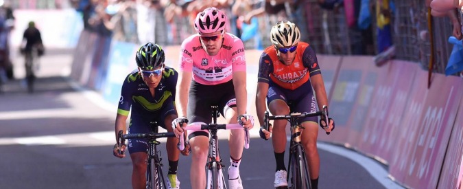 Copertina di Giro d’Italia 2017: Dumoulin sembra Indurain. E il sogno rosa si fa più reale