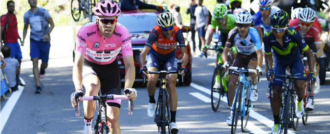 Giro d’Italia, Dumoulin ribalta la classifica generale e vince: è il primo olandese a conquistare il titolo