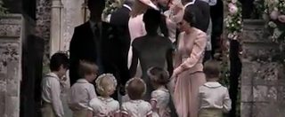 Copertina di Baby George sgridato dalla madre Kate. Ecco cosa ha combinato il principino al matrimonio di Pippa Middleton