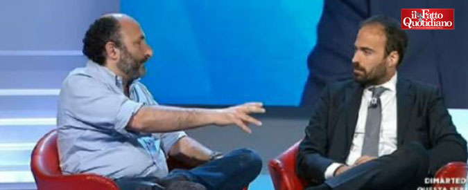 Copertina di Consip, Lillo: “Telefonata Renzi-padre? Nessuno ha fatto tante domande su caso Romeo-Raggi”. Scontro con Marattin (Pd)