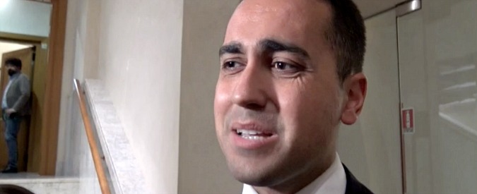 Copertina di M5s, Di Maio: “Nostra squadra di governo la sceglie candidato premier”. Poi spiega le paure di Renzi in Sicilia