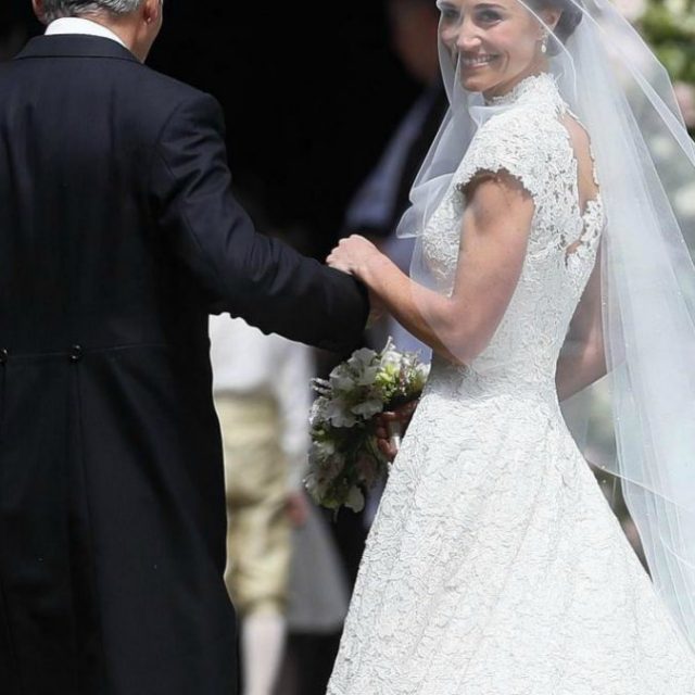 Pippa Middleton, il matrimonio col miliardario James Matthews: tra i paggetti i nipoti George e Charlotte, figli di William e Kate (FOTO)