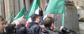 Copertina di Lodi, militanti di ultradestra ricordano Sergio Ramelli: saluto romano davanti alla sua tomba