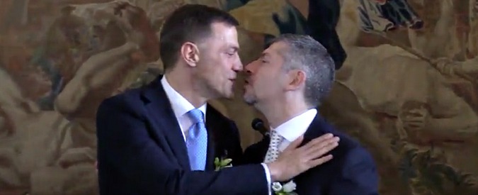 Copertina di Milano, Federico e Ivan Scalfarotto uniti civilmente. E’ la prima volta di un membro del governo italiano