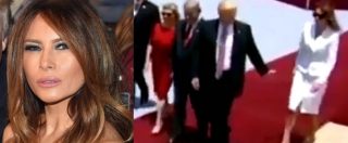 Copertina di Trump, che coppia! Donald cerca la mano di Melania ma rimedia una figuraccia mondiale