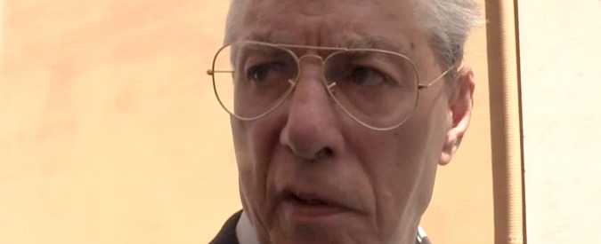 Copertina di Legge elettorale, Bossi: “Salvini ha idee confuse. Dopo il voto Renzi e B faranno governo insieme”