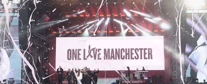 One Love Manchester, 50mila al concerto di beneficenza in risposta al terrorismo. “Grazie, avete sfidato la paura”