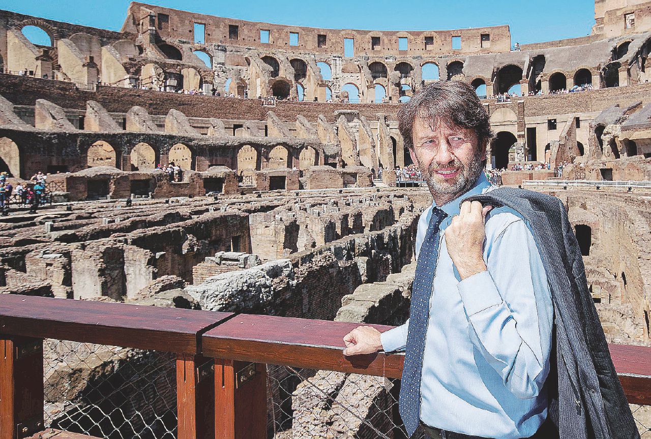 Copertina di Colosseo, il Tar boccia il Parco di Franceschini: “È eccesso di potere”