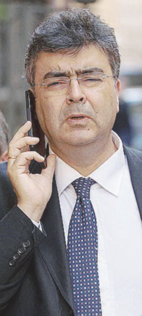Sherpa - Emanuele Fiano deputato e responsabile per le riforme del Pd, sta trattando sulla formulazione della legge elettorale - Ansa Il testo in discussione