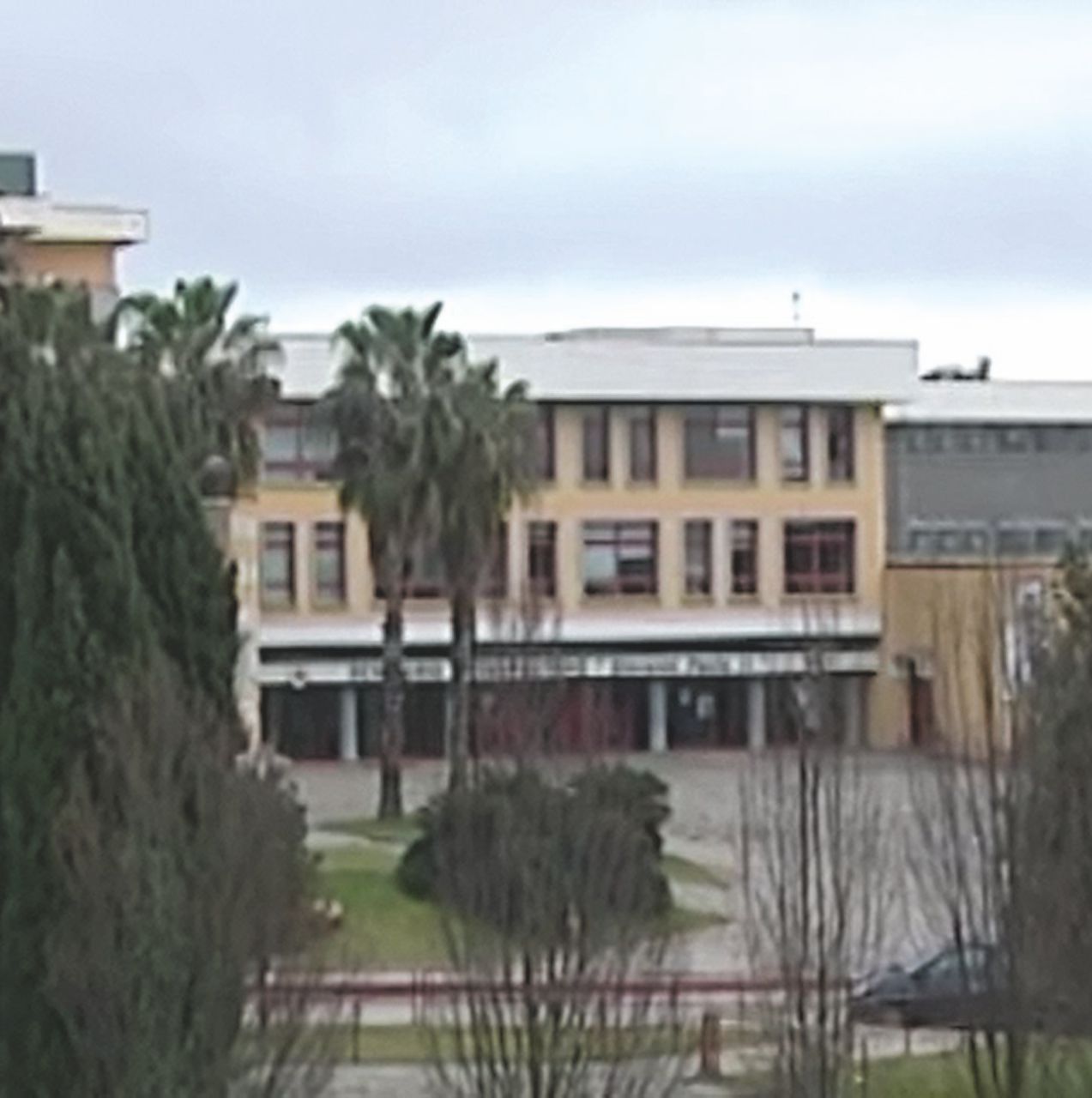 L’hotel - Sequestrato nel 2008 era una colonia dismessa che il vescovo Pierro doveva ristrutturare per i bambini indigenti - Ansa Albergo di lusso con i soldi per i bambini: l’ex vescovo deve restituire 2,5 milioni