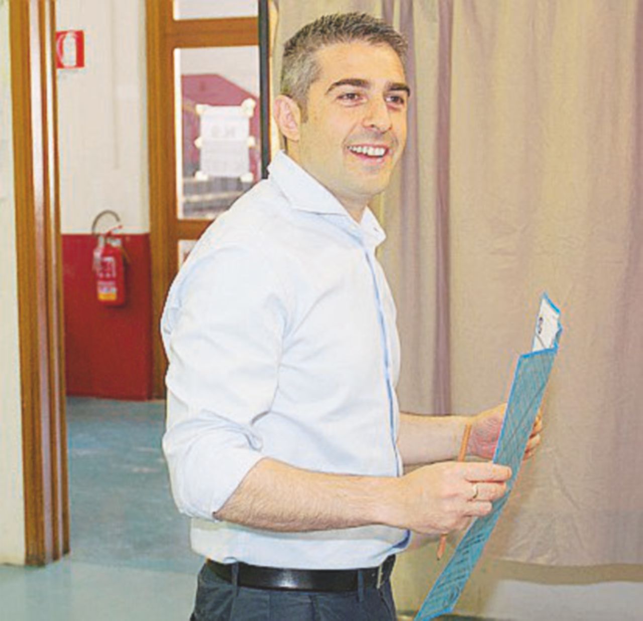 Ex M5s - Federico Pizzarotti - LaPresse L’ex M5S Pizzarotti pregusta la vendetta: è primo, andrà al ballottaggio con il Pd
