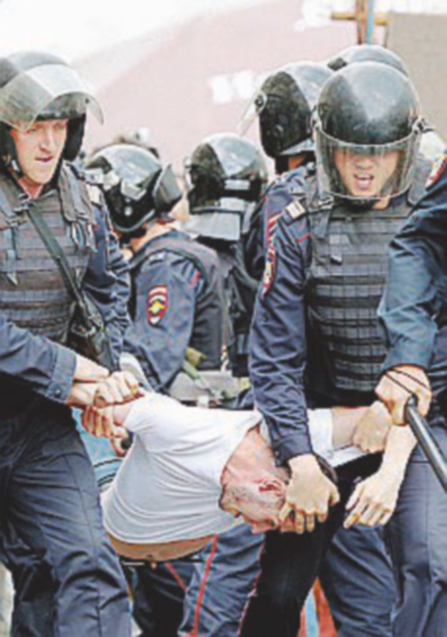 - Arresti a Mosca - Ansa Se protesti ti arresto: la democrazia secondo lo zar Putin