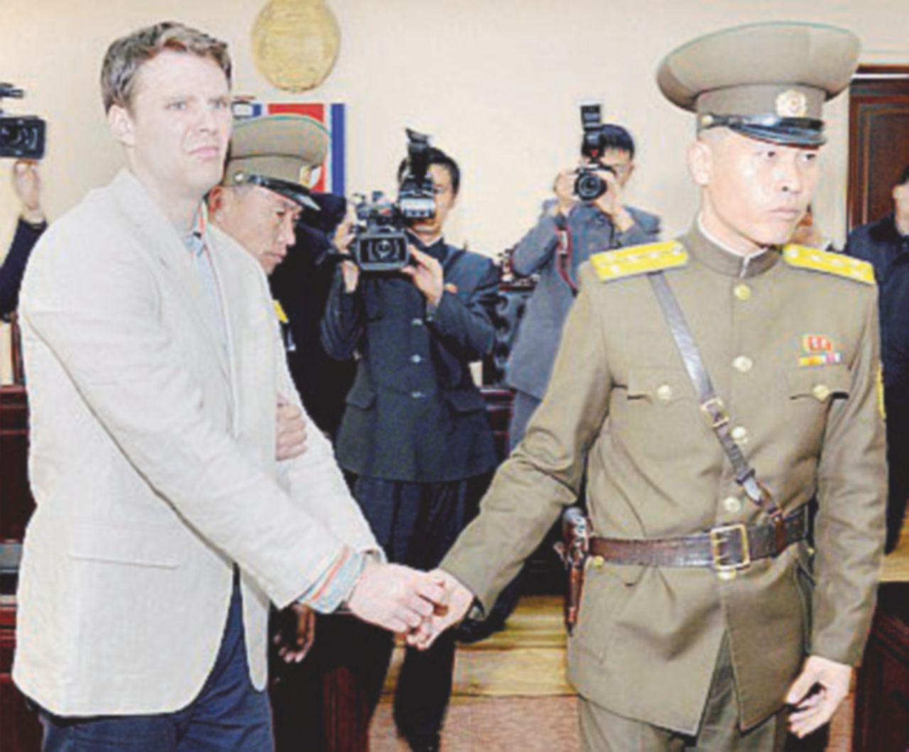 L’arresto - Otto Warmbier - Ansa Il sonnifero di Kim mette ko studente americano: lo liberano, ma è in coma