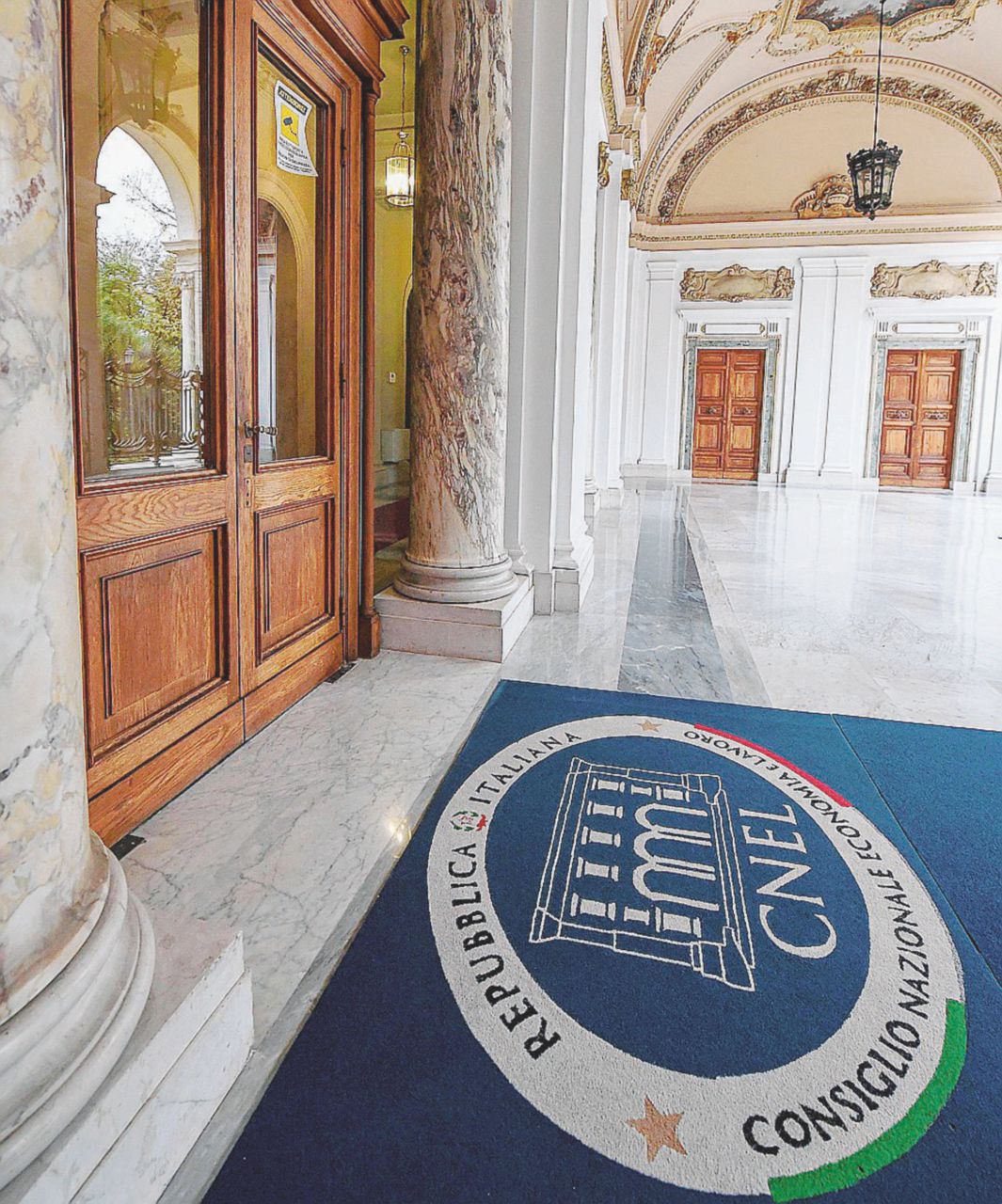 La rinascita - Il Consiglio nazionale per l'economia e il lavoro - Ansa Altro che funerale, il Cnel ora brinda: indennità e poltrone