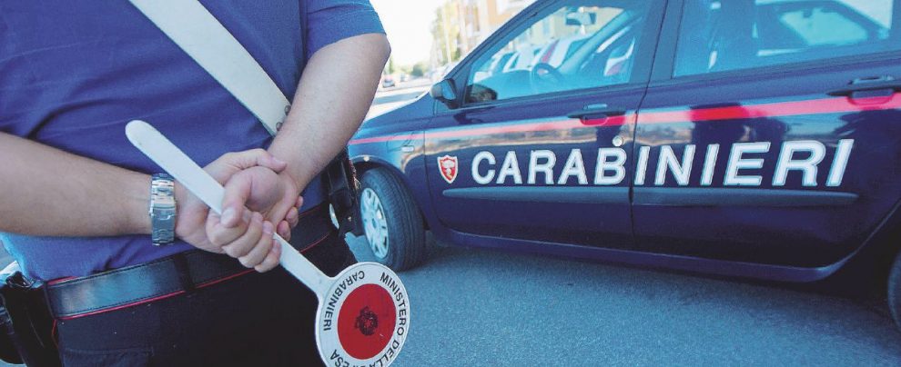L’indagine dei colleghi - L’inchiesta della Procura di Massa Carrara è stata affidata agli stessi carabinieri - Ansa Pestaggi, carabinieri arrestati. Dicevano: “Noi come la mafia”