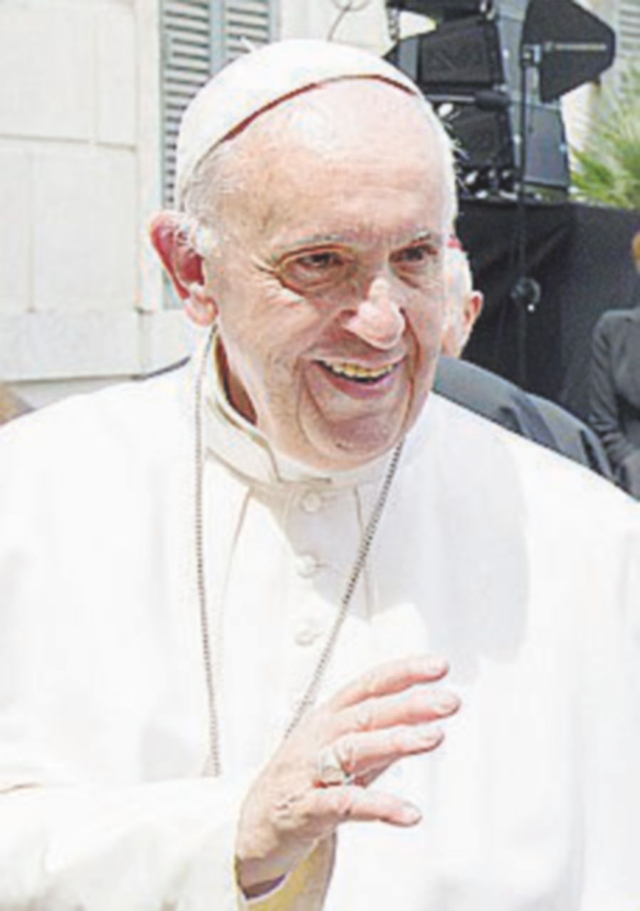 Il Papa sceglie il nuovo vescovo di Milano. In corsa Delpini Il Papa sceglie il nuovo vescovo di Milano. In corsa Delpini