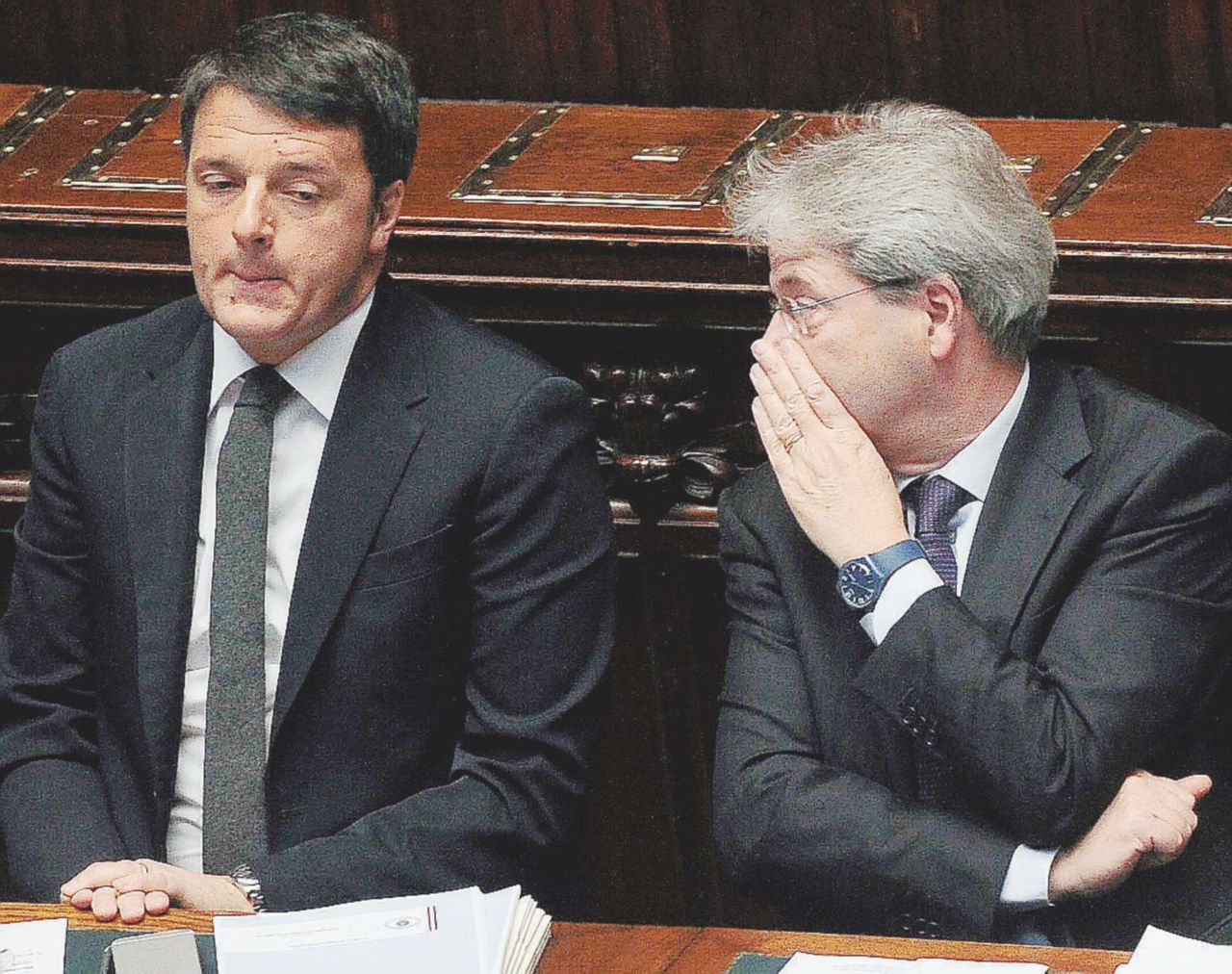Alleati che litigano - Il presidente del Consiglio, Paolo Gentiloni con l’ex premier Matteo Renzi - Ansa Lite tra Gentiloni e Renzi sulla fiducia al ddl penale