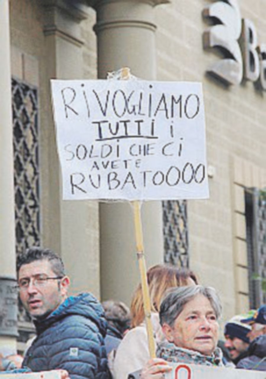 Il comitato: l’arbitrato è l’ennesima truffa per i risparmiatori Il comitato: l’arbitrato è l’ennesima truffa per i risparmiatori