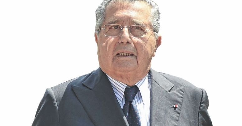 Carlo De Benedetti, l’ex direttore Repubblica, De Benedetti e la tentazione di lasciare
