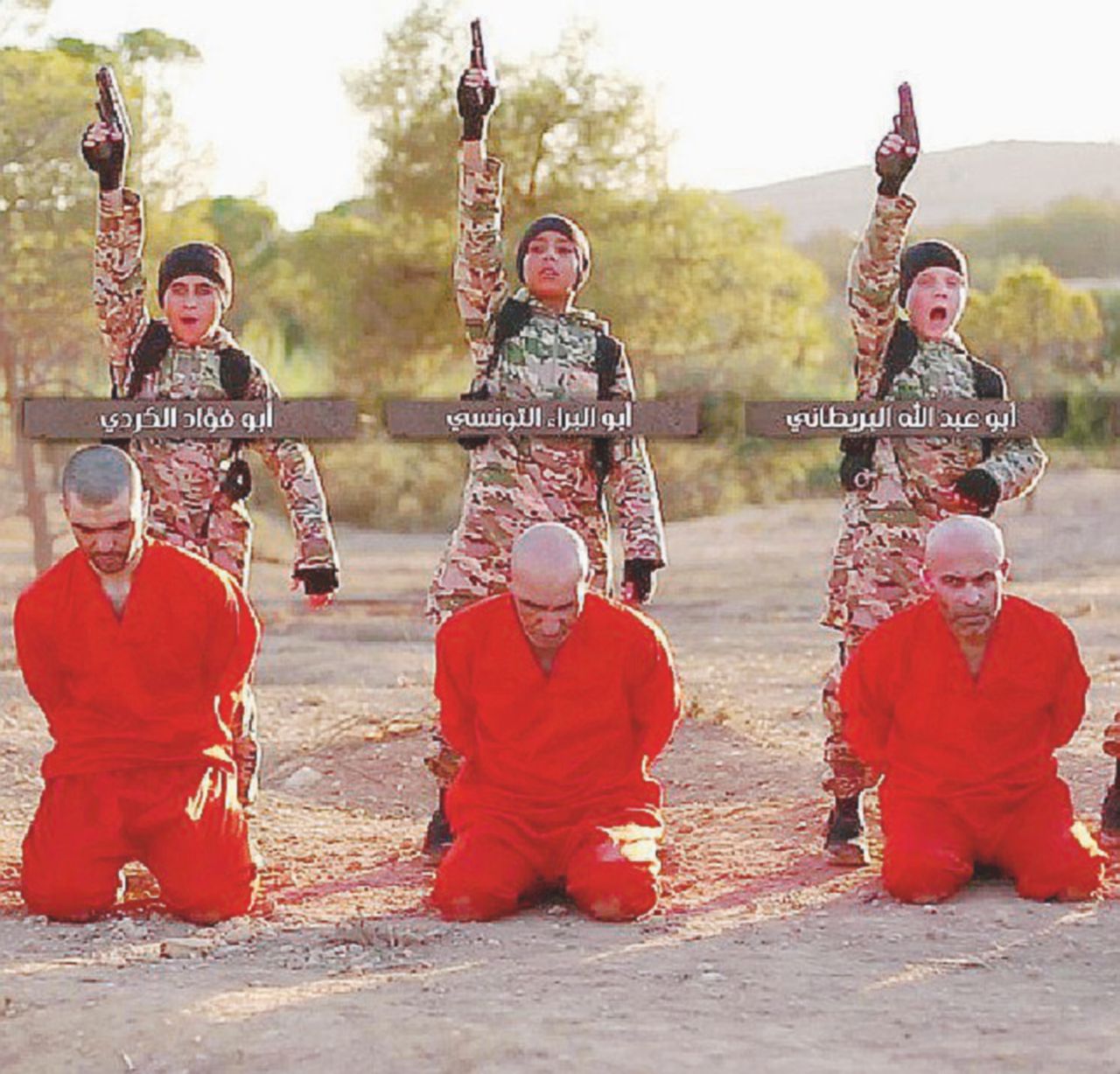 Spietati - Una esecuzione affidata dall’Isis ai suoi allievi, addestrati a uccidere - Ansa I “cuccioli” del Califfo: l’ultima speranza del jihad
