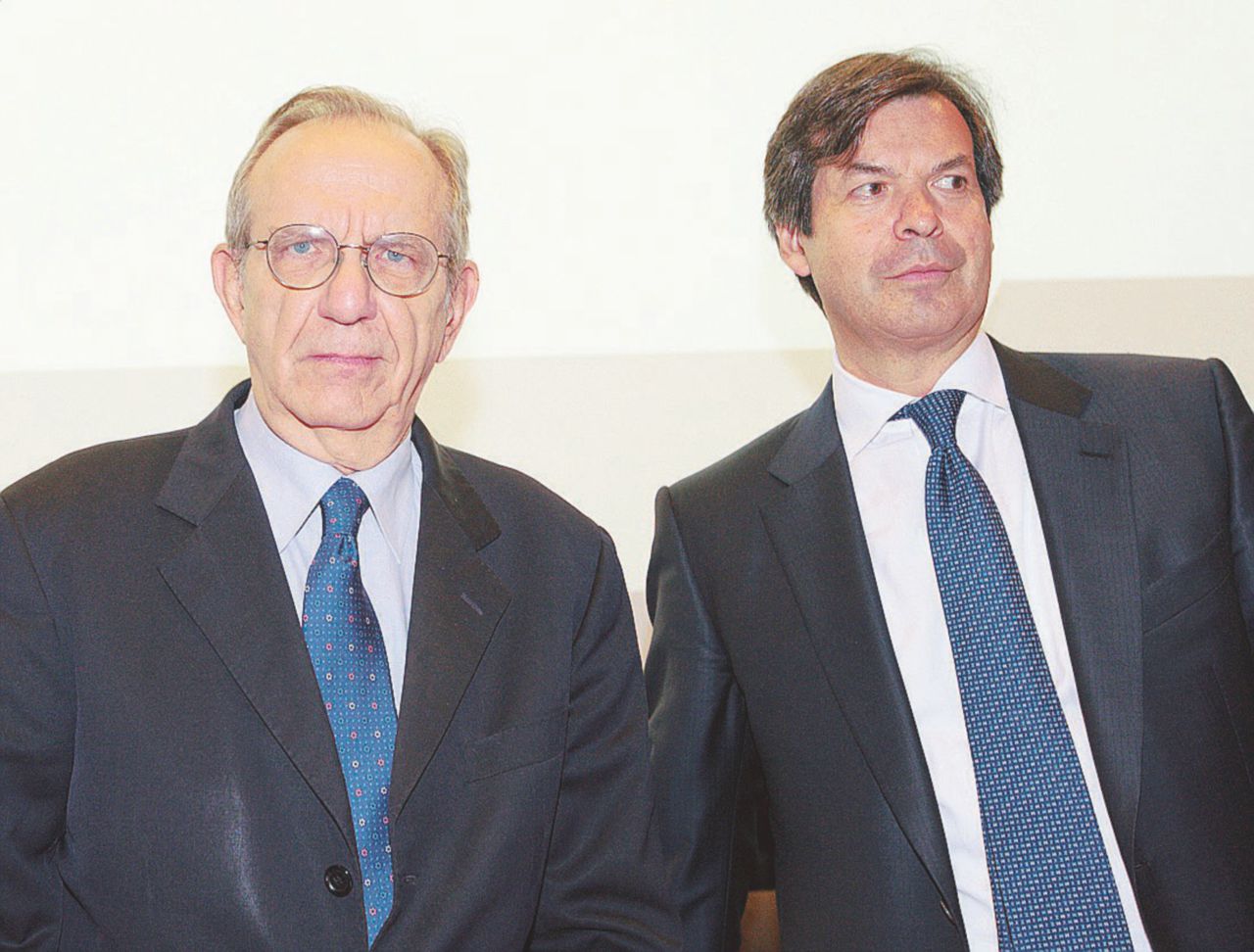 Banche venete, lo Stato regala sette miliardi a Banca Intesa Banche venete, lo Stato regala sette miliardi a Banca Intesa