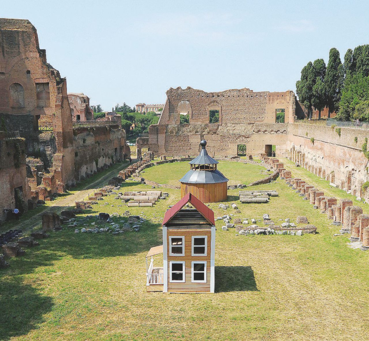 Copertina di Ironia della rovina: sotto gli ombrelloni a casa di Romolo