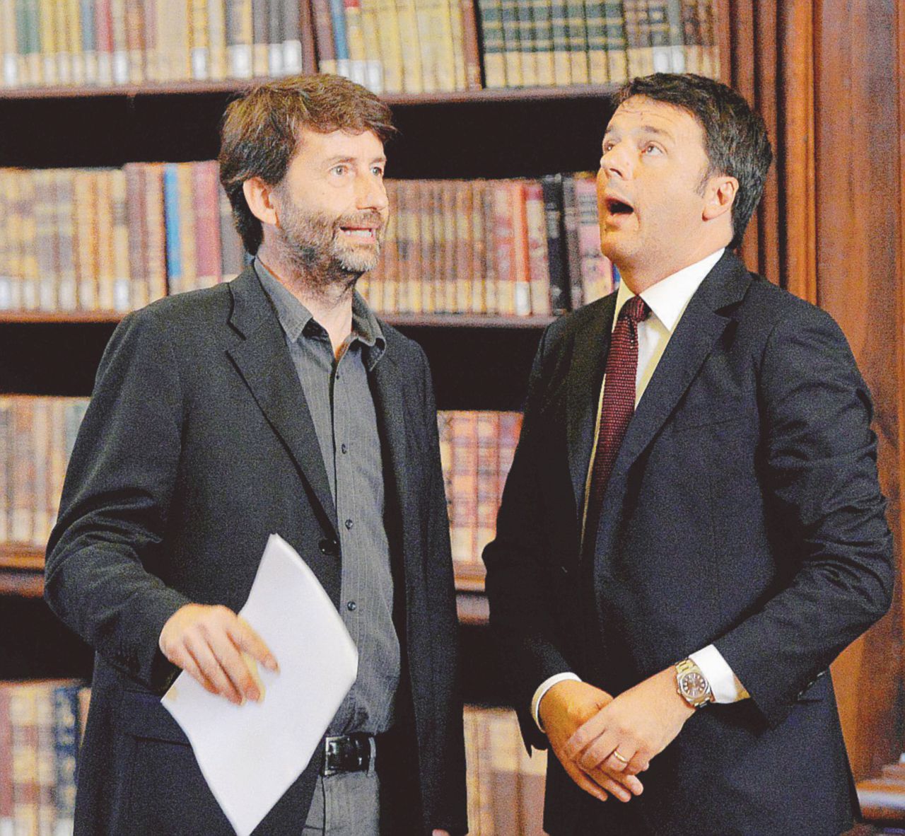 Ai ferri corti - lI ministro Dario Franceschini e il segretario del Pd, Matteo Renzi - Ansa Pd, cercasi disperatamente un leader al posto di Renzi